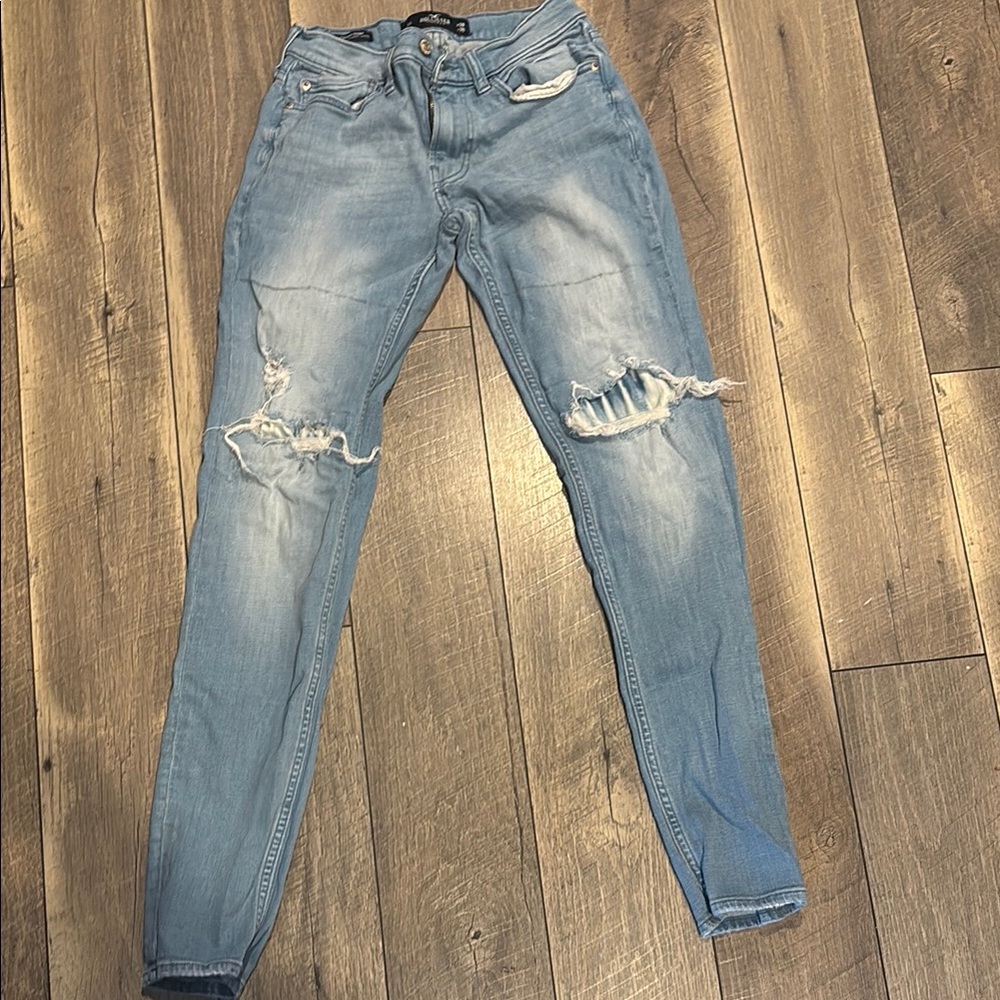Hollister Men’s Light Blue Distressed Jeans